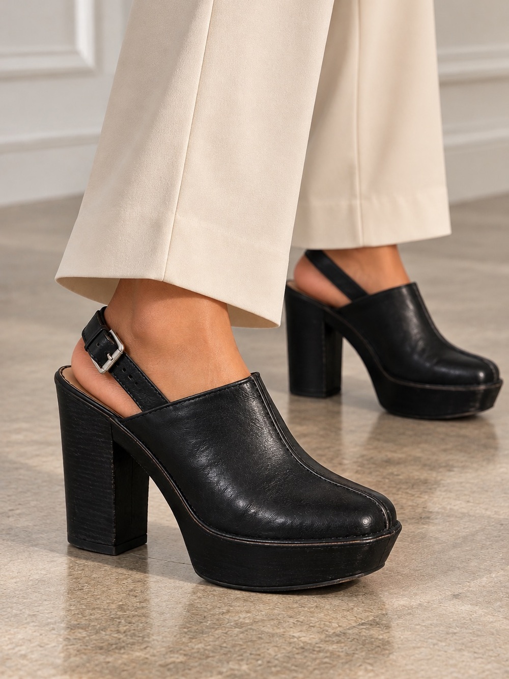 🧭MAKE OFFER🧭 MICHAEL Michael Kors Black Leather Platform Slingback Heels 8
